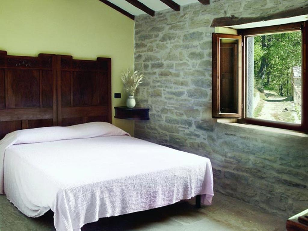 Agriturismo I Monti Di Salecchio パラッツオーロ・スル・セーニオ エクステリア 写真